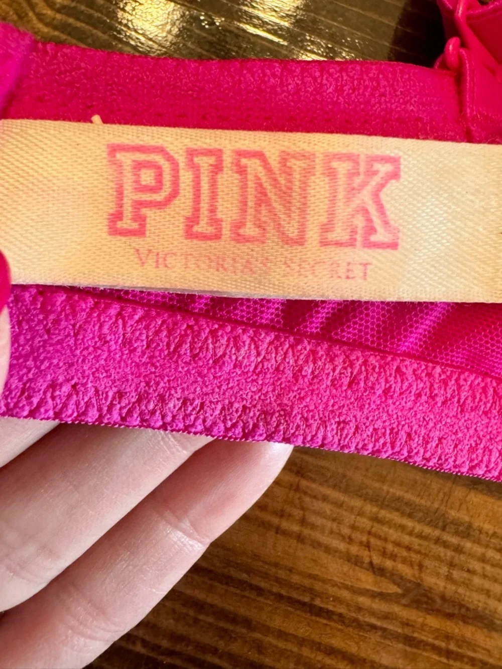 Victoria's Secret Hot Pink Graphic Wear‎ Everywhere Push-Up Bra 36DD
